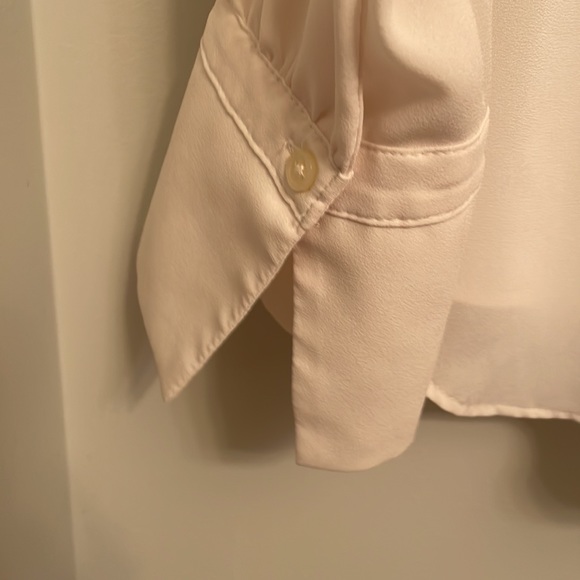 Loft EUC cream sheer long sleeve - Picture 4 of 7